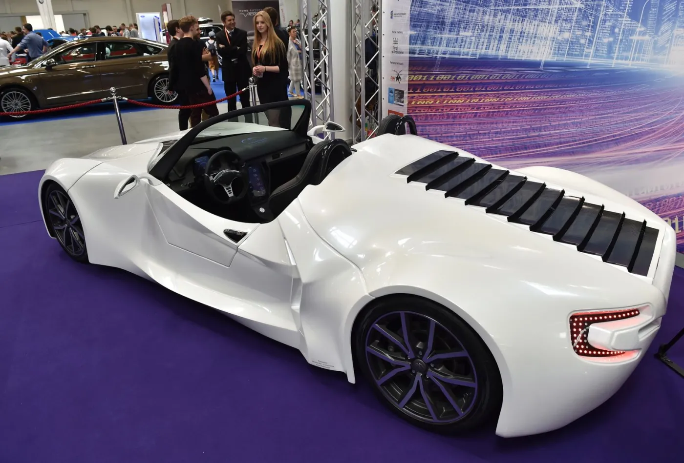 2555341-moto-show-w-krakowie.jpg