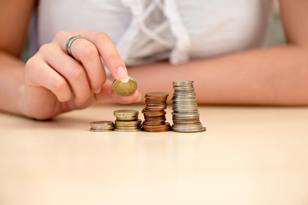 Ponad połowa polskich gospodarstw domowych ma oszczędności [RAPORT]