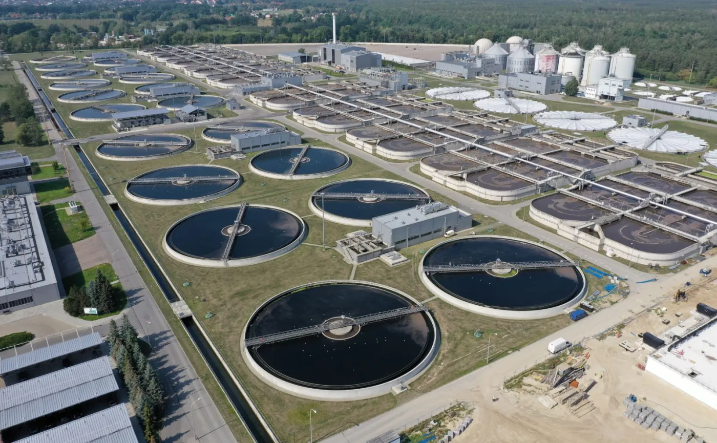 Awaria w oczyszczalni "Czajka". Trzaskowski: Sytuacja jest poważna, ale nie zagraża zdrowiu i życiu ludzi