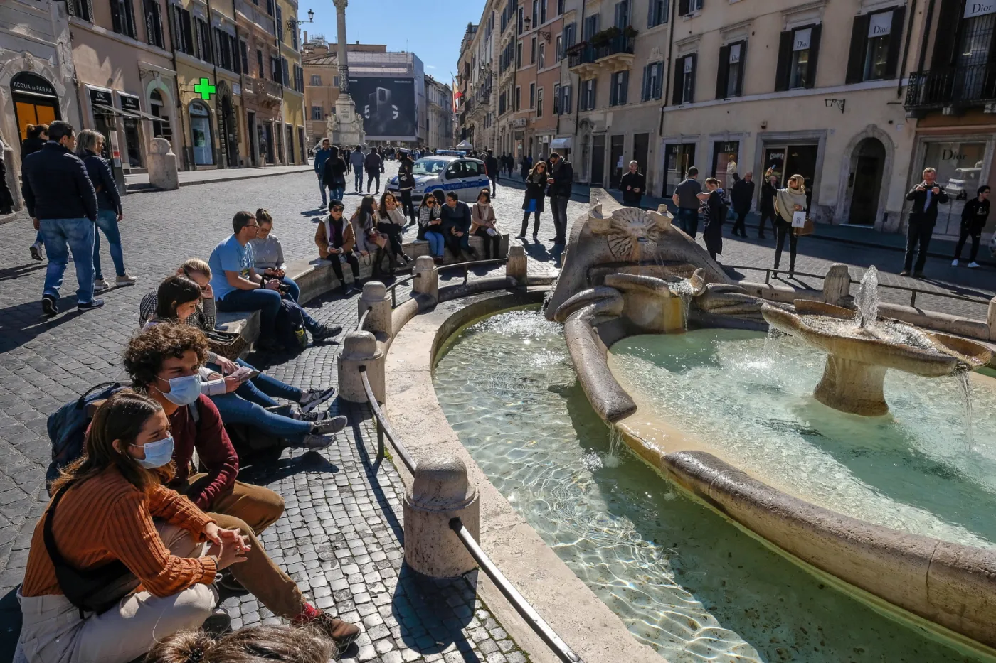 Koronamitologia, czyli zupa z nietoperza, podstępni Amerykanie i chciwi naukowcy