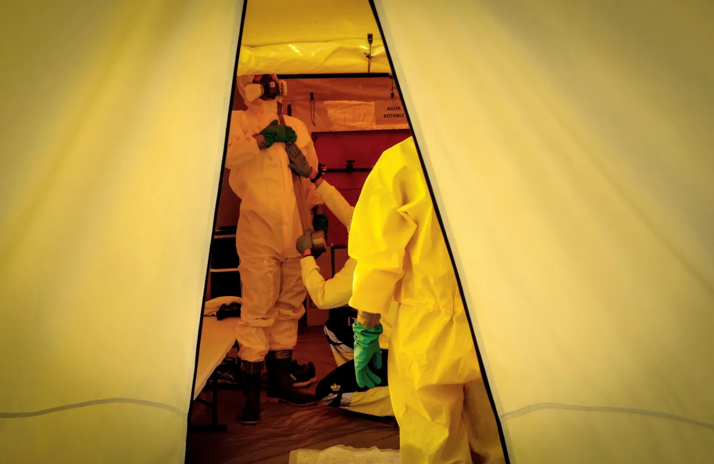 Armia na hiszpańskich drogach: Wojsko pomaga patrolować i pilnować granic