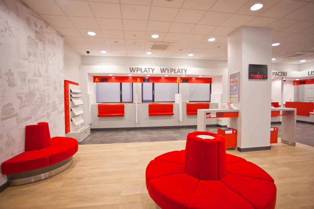 Poczta Polska zainwestuje ok. 1 mld zł w sieć do 2021r., głównie w centralny hub