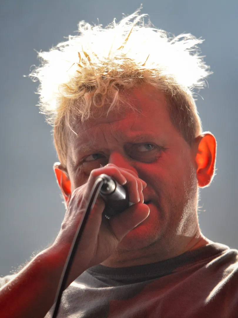 Kazik Staszewski: Nie szkaluję własnego gniazda, nie opiewam sukcesów dobrej zmiany [WYWIAD]