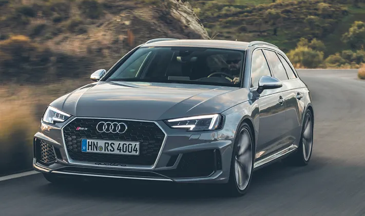 3270669-audi-rs4-i-a8-50tdi.jpg