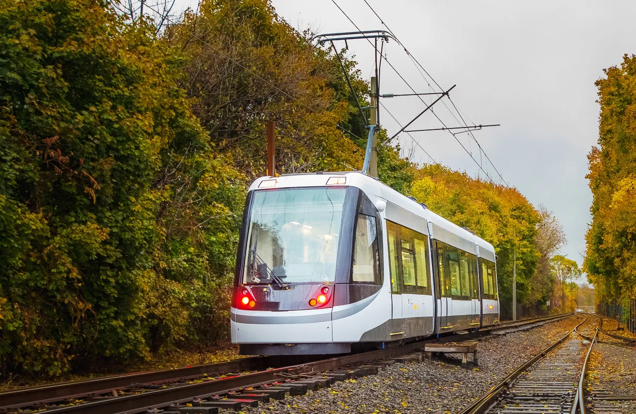 3390540-caf-kansas-city-tram.jpg