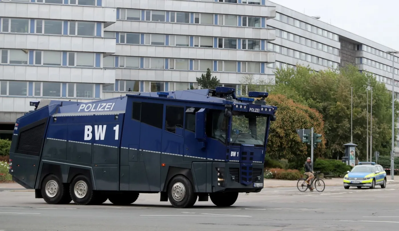 Niemcy: 9 rannych podczas demonstracji i kontrdemonstracji w Chemnitz