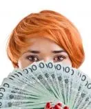 Kobiety nie mają złudzeń. Do równych zarobków jeszcze długa droga [SONDAŻ CBOS]