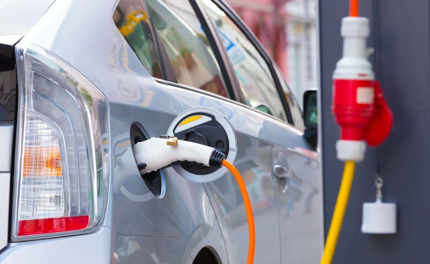 Nowa bateria pozwoli na 1000 km jazdy samochodem