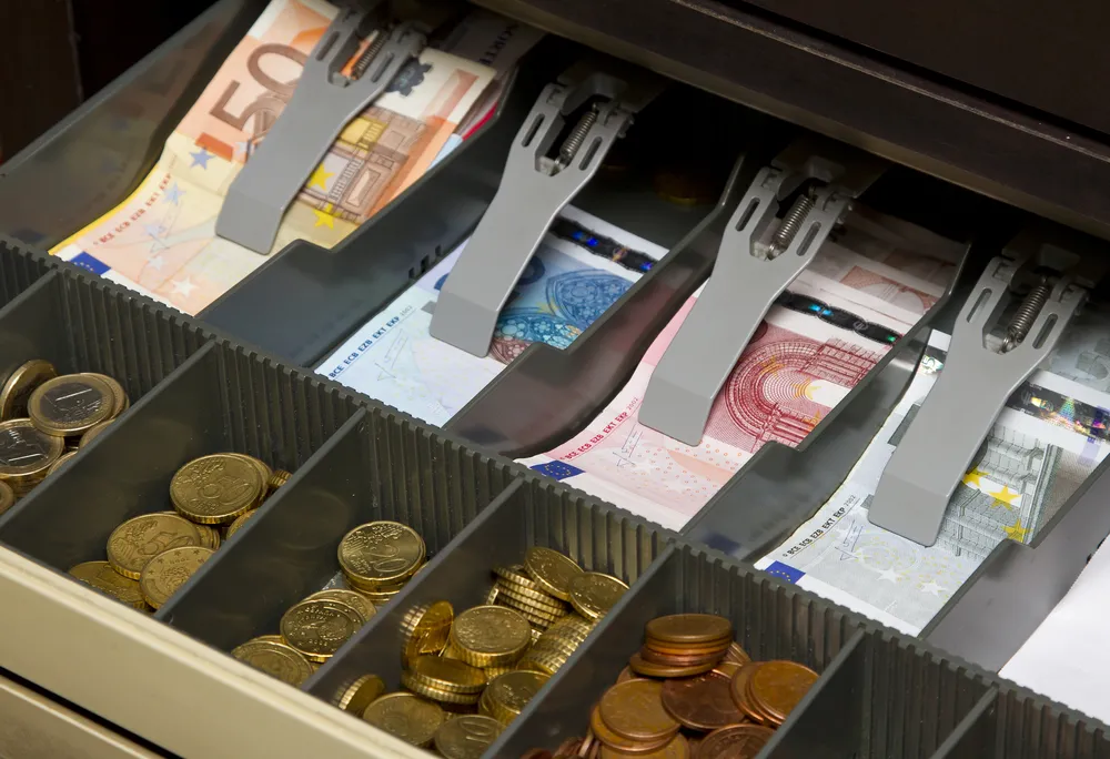 Luka podatkowa będzie jeszcze mniejsza? Ekspert: Co roku fiskus traci ponad 50 mld zł