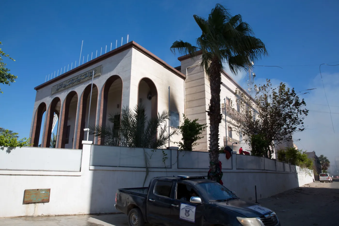 Państwo Islamskie przyznało się do ataku na siedzibę libijskiego MSZ
