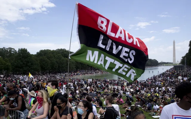 "Marsz na Waszyngton". Amerykanie naciskają w stolicy na odsunięcie Trumpa od władzy