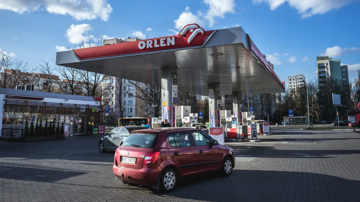 Fuzja PKN Orlen i Lotosu: KE wydała zgodę na przesunięcie terminu realizacji środków zaradczych