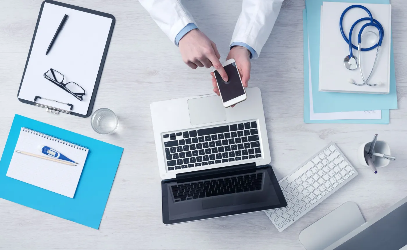 Deloitte: pandemia znacząco przyspieszyła cyfryzację systemu zdrowotnego