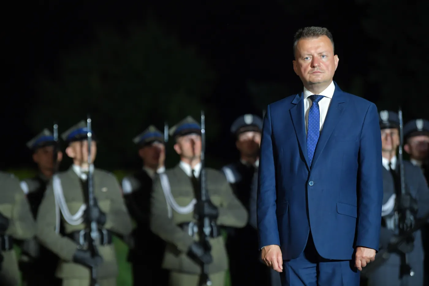 Szef MON: Święto Wojska Polskiego w dramatycznie trudnym czasie