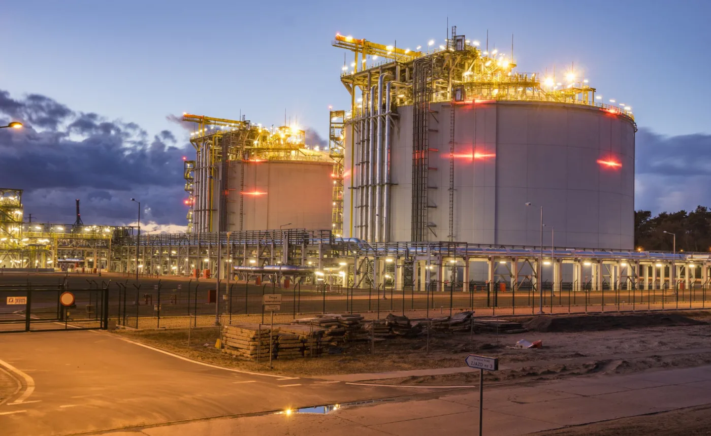 Przestrzeń powietrzna nad terminalem LNG w Świnoujściu została zamknięta