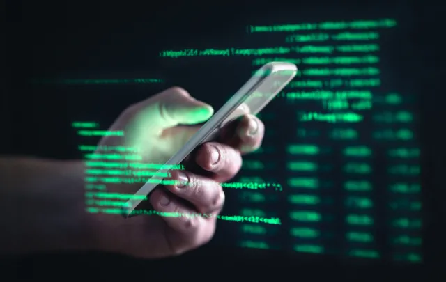 Eksperci: Internetowi oszuści wyszukują ofiary w mediach społecznościowych