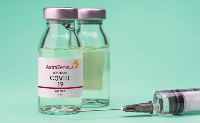 Duńska Agencja Leków: Otrzymaliśmy 10 zgłoszeń przypadków zakrzepów u zaszczepionych AstraZenecą