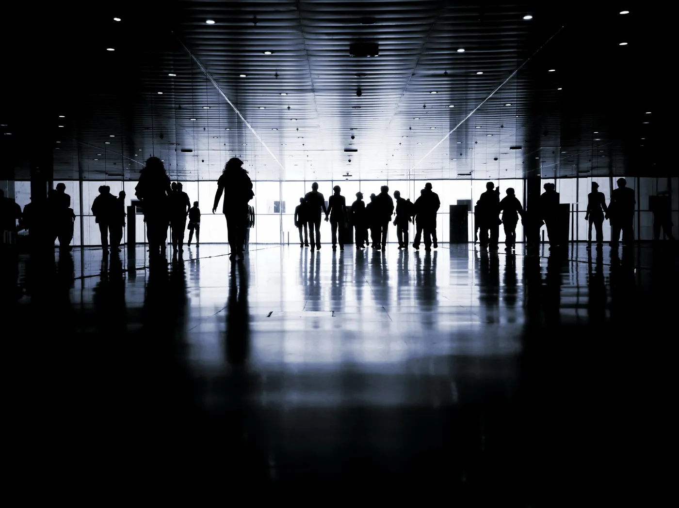 Praca za granicą. Oto 10 państw z "czarnej listy". Jedno z nich sąsiaduje z Polską