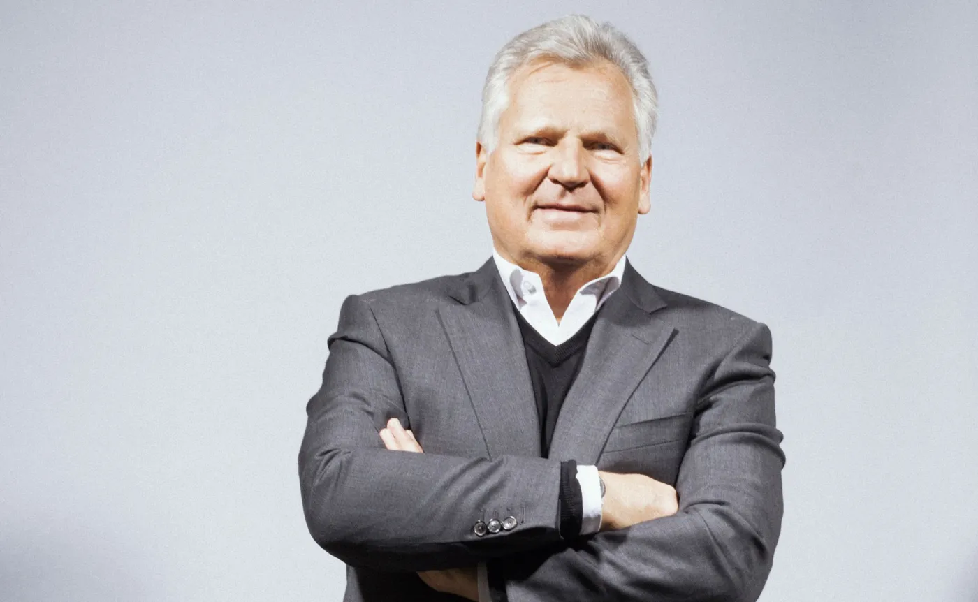 Jakie wykształcenie ma Aleksander Kwaśniewski? Czy Prezydent musi mieć co najmniej średnie wykształcenie?