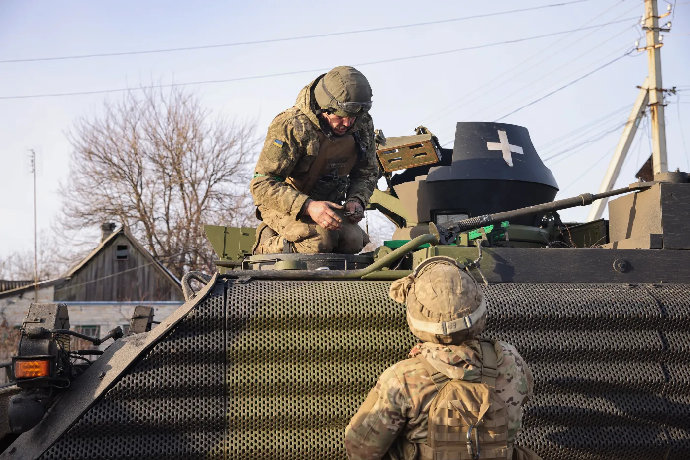 Wściekły atak Rosjan. Łamią front i masakrują wszystko na swej drodze