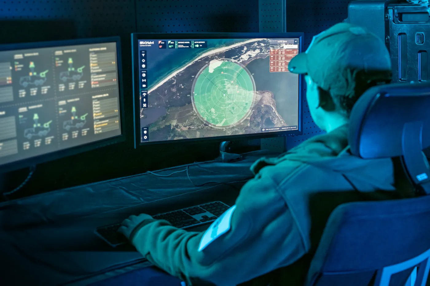 Przejrzysty i intuicyjny interfejs CyView C2 ma pozwolić na łatwe sprawowanie dozoru nad polską granicą. To właśnie to oprogramowanie może być sercem antydronowej Tarczy Wschód.