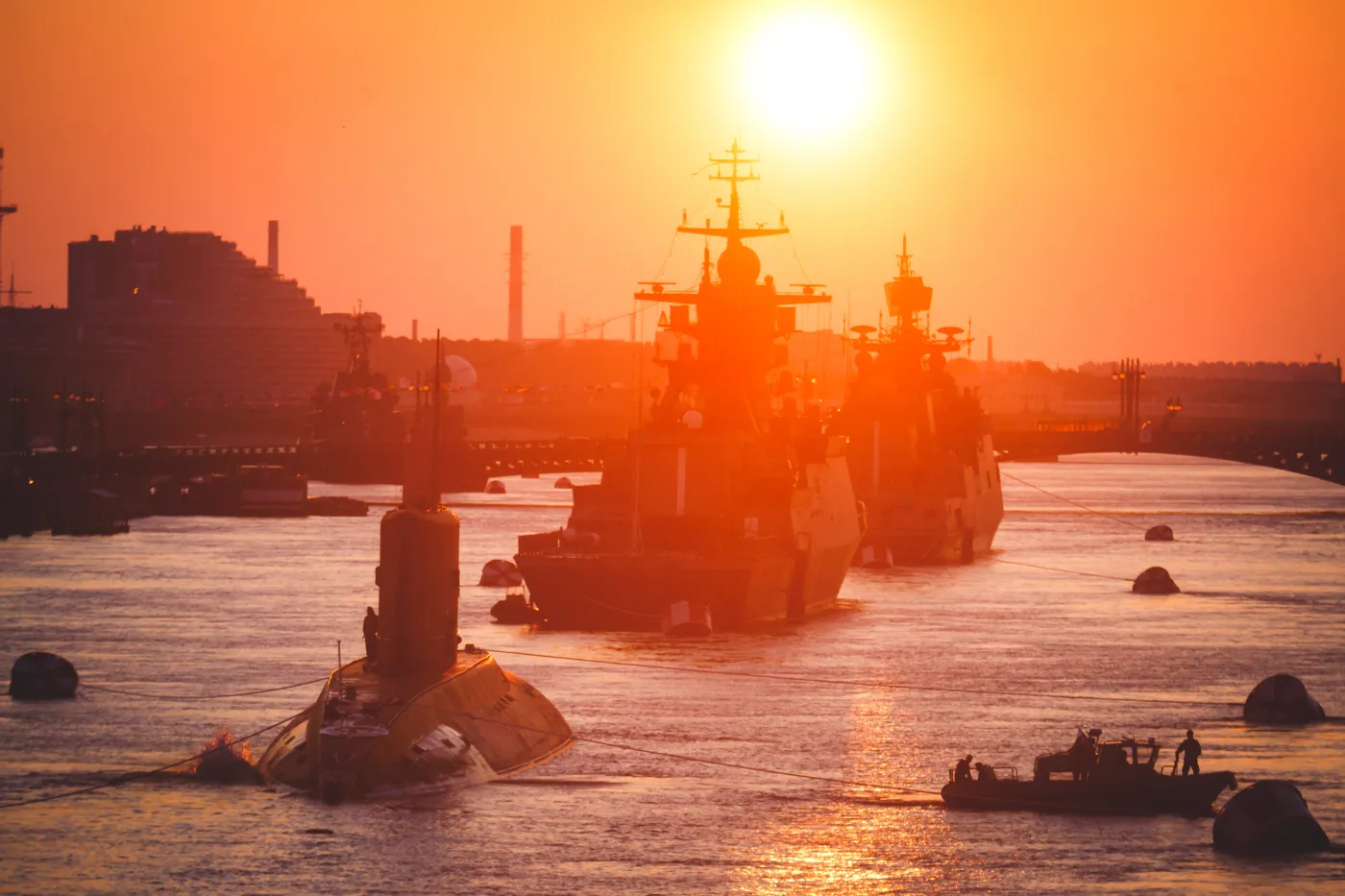 Drony uderzyły na rosyjską bazę morską w Afryce! Na zdjęciach widać poważne zniszczenia