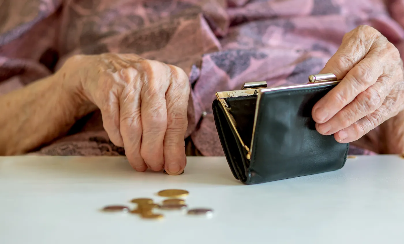 Waloryzacja 2026: emerytury i dodatki w górę o 5,5 proc. [tabela netto i brutto]