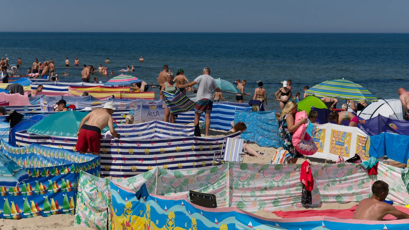 Piątek po Bożym Ciele dniem ustawowo wolnym od pracy - czy trzeba było anulować wnioski urlopowe?