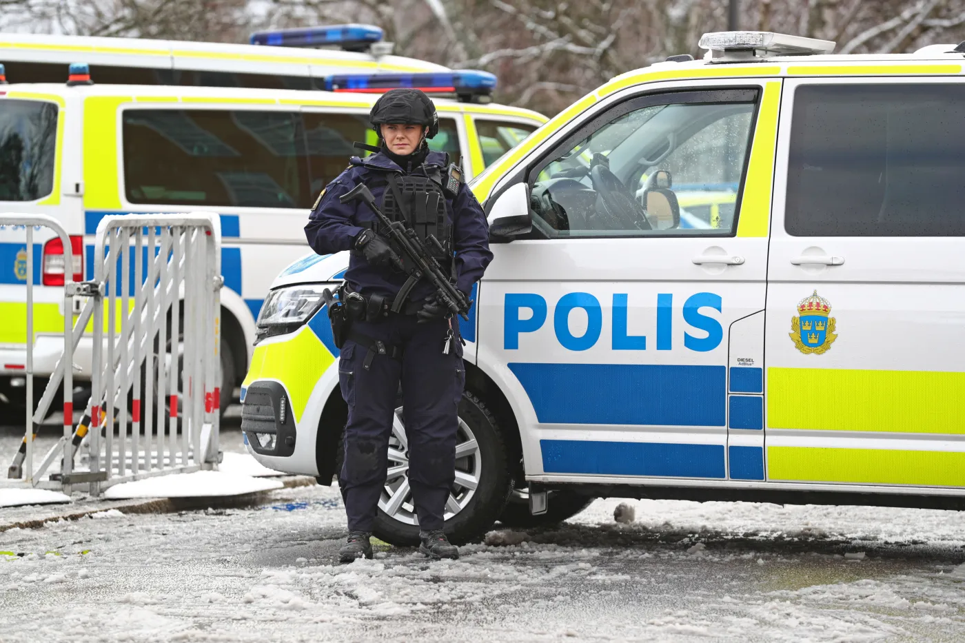 Szwecja mówi "stop" nieletnim gangsterom. Już 13-latki trafią "za kraty"