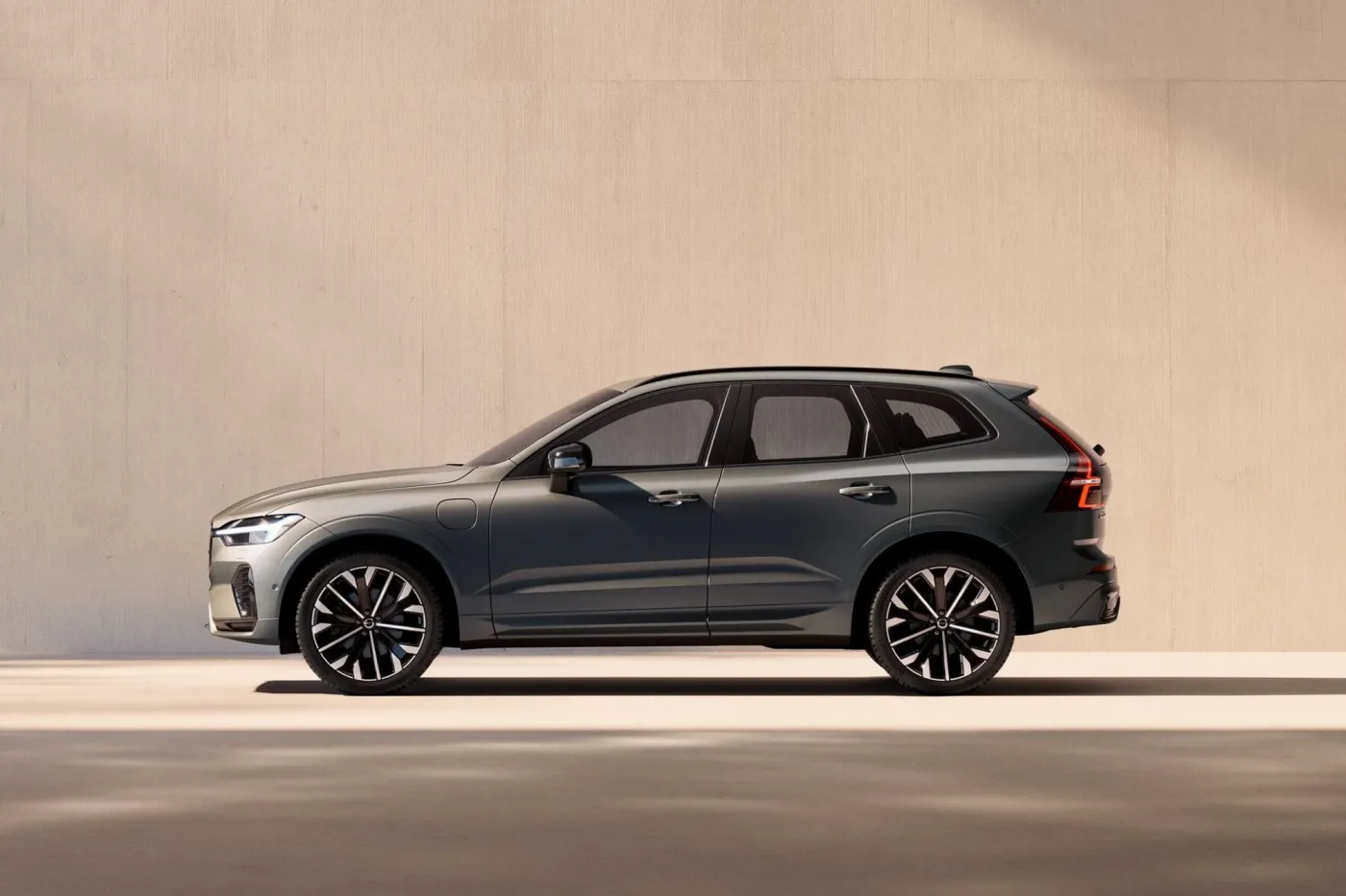 Volvo XC60 - lifting 2025