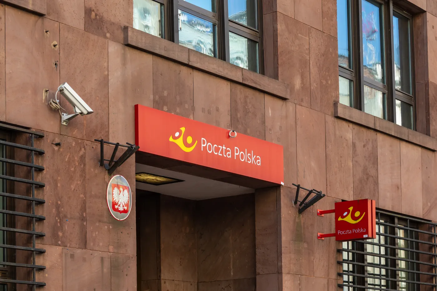 Karol Nawrocki podpisał ustawę. Poczta Polska otrzyma miliardy z budżetu