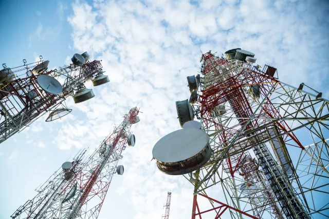 Niektórzy już to zrobili, inni robią to etapami, Chodzi o telefony komórkowe