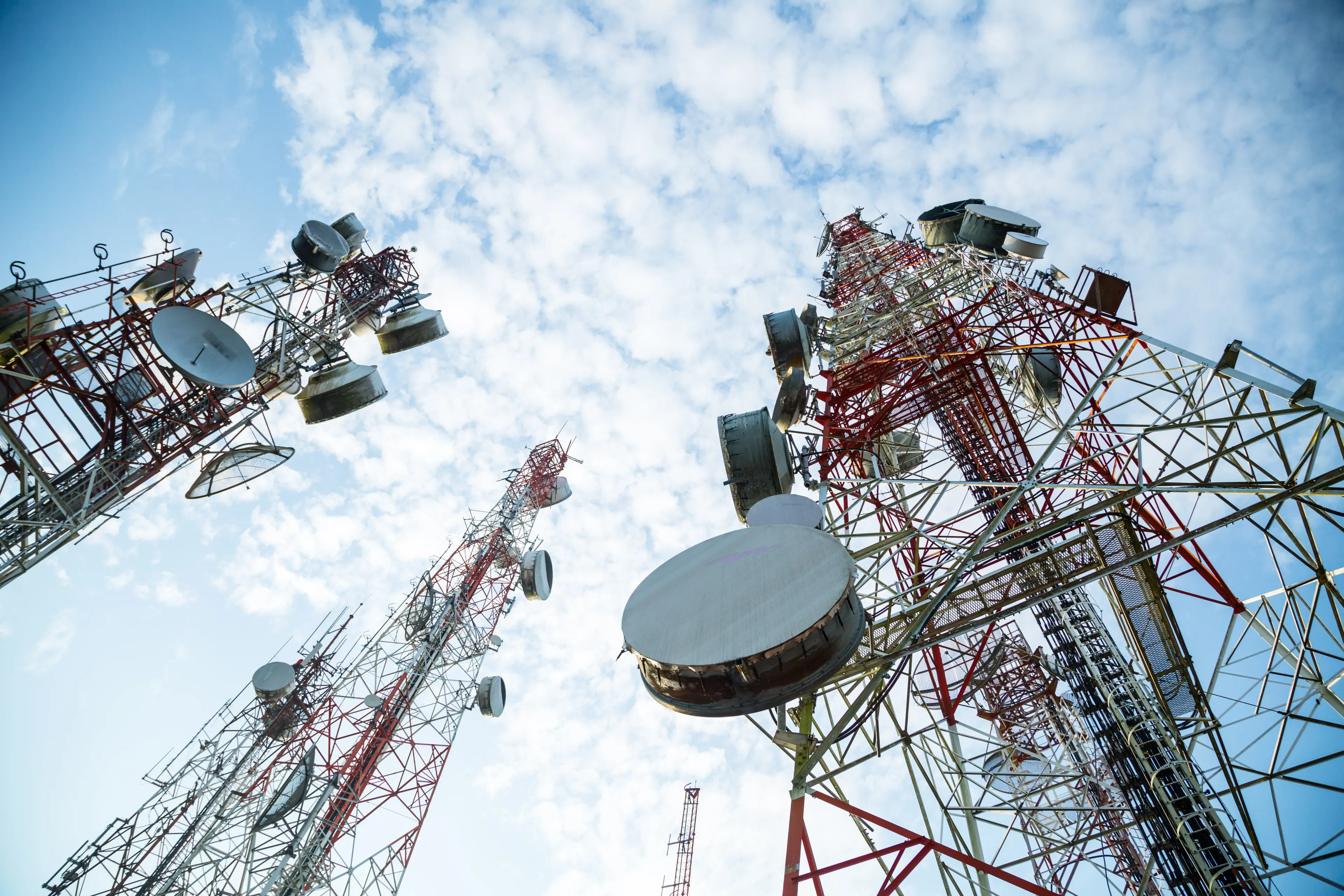 To ostateczny koniec tej gigantycznej sieci komórkowej w Polsce. Telefony zostaną odłączone od internetu, od aplikacji i od banku. Zacznie się masowa wymiana telefonów