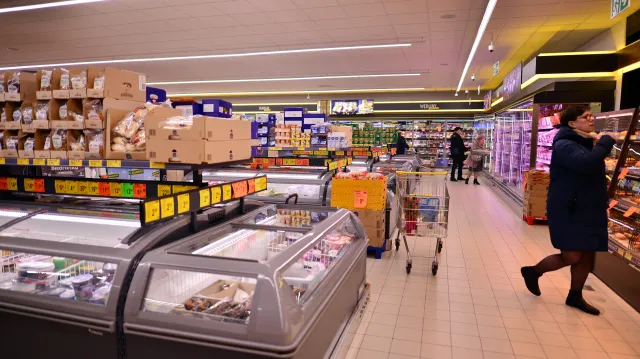 4 niedziele handlowe w roku i sklepy otwarte do godz. 21 w każdą sobotę. Do Sejmu trafiła petycja, która wywróci handel w Polsce do góry nogami