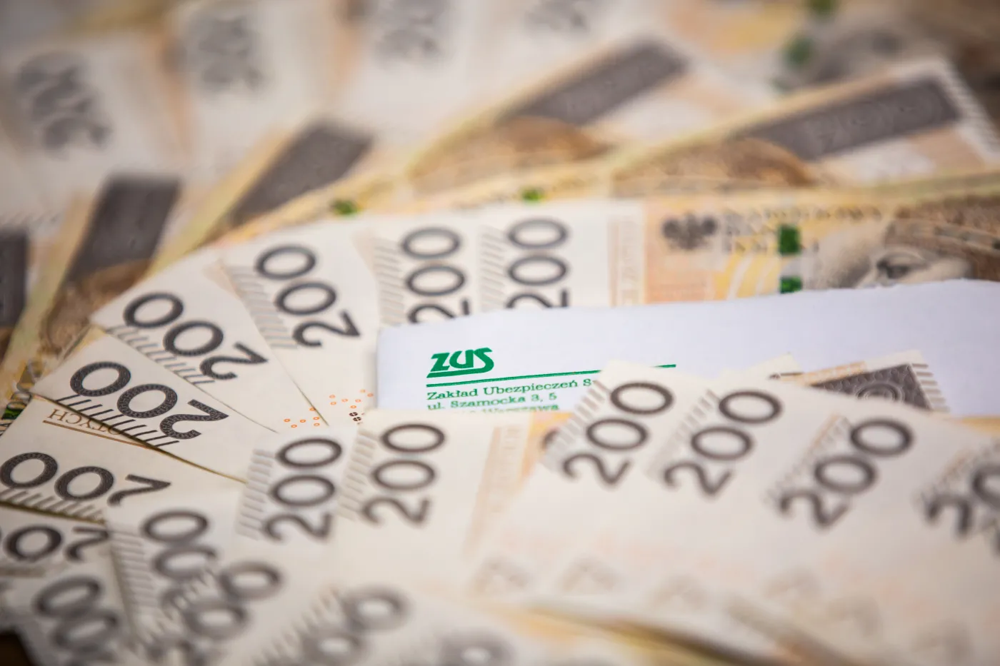 ZUS wypłaca specjalne świadczenie osobom z roczników 1949-1969. Emerytalna niespodzianka
