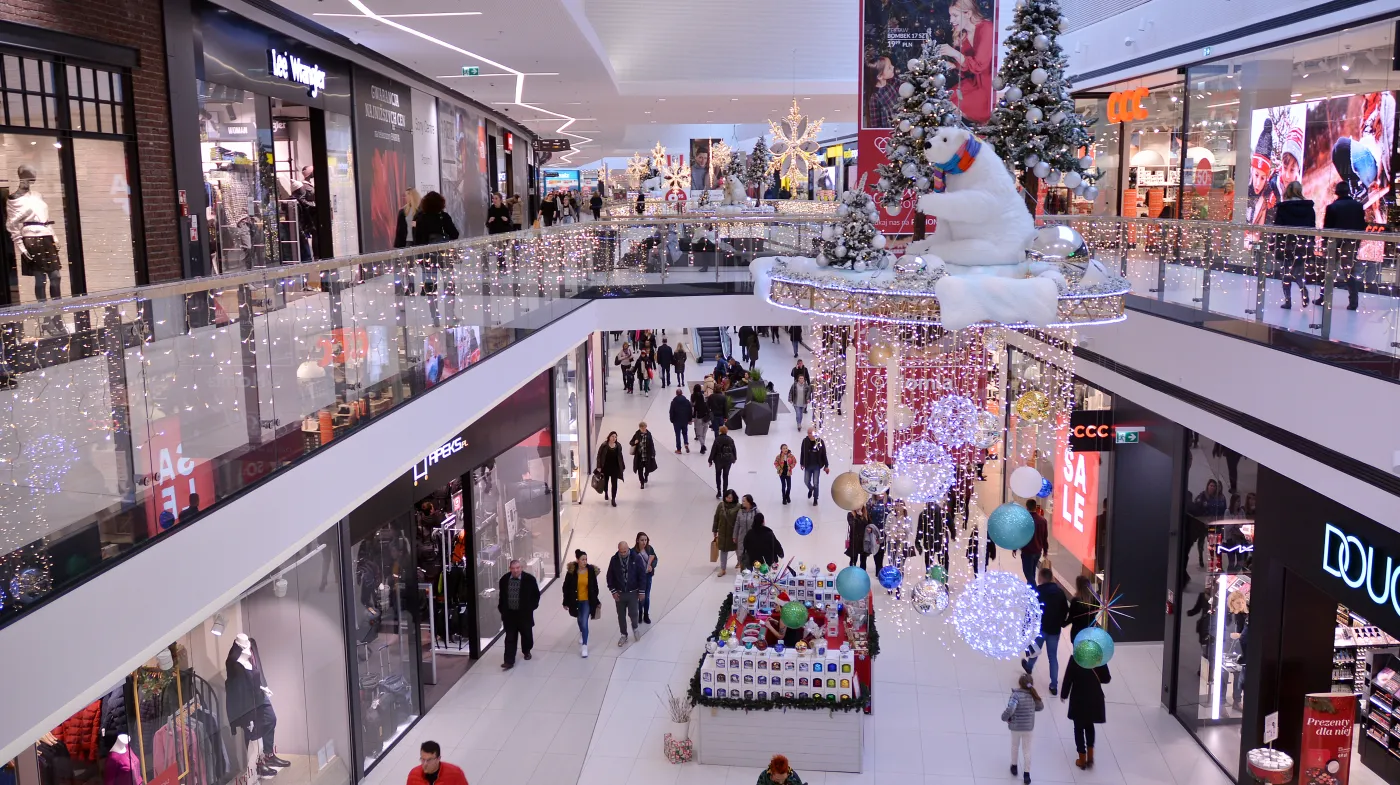 Obawy rosną szybciej niż ceny? Nowy raport o świątecznych wydatkach