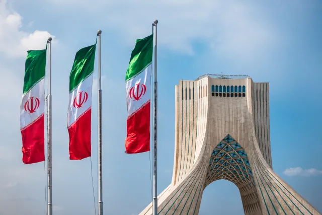 Iran boi się Trumpa? Teheran sam zaprosił szefa MAEA