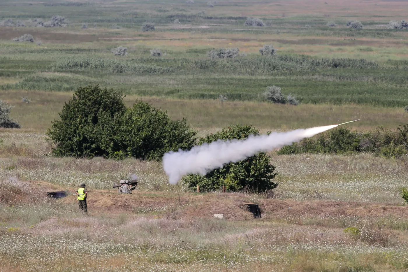 Capu,Midia,,Romania,-,July,19:,An,Us,Soldier,Fires