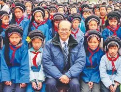 Miliardy z plastiku na szkoły