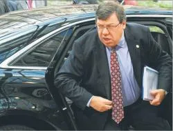 Irlandzki premier Brian Cowen dziś oficjalnie poprosi o pomoc UE i MFW