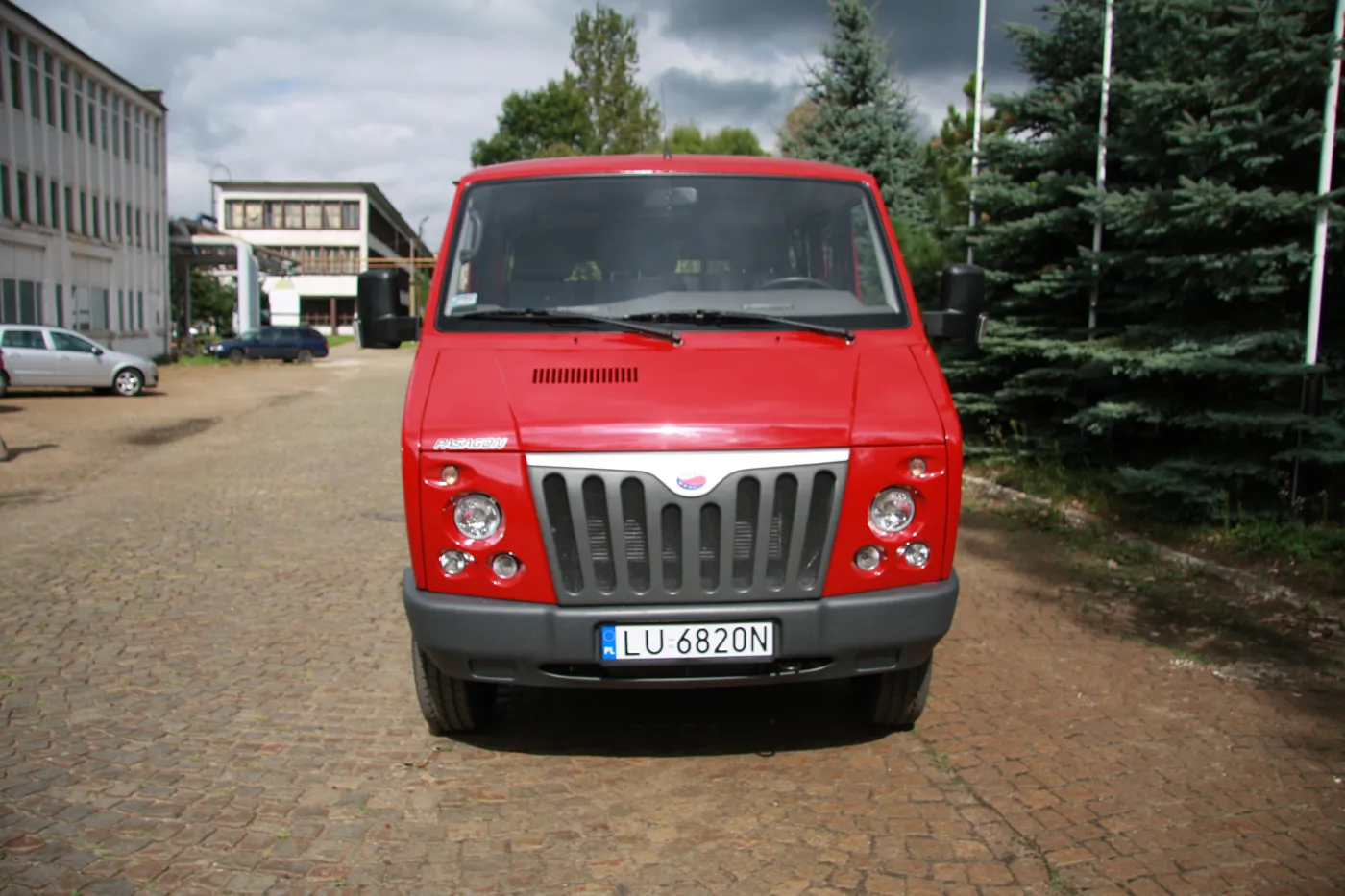pasagon_widok_z_przodu_1_256292.jpg