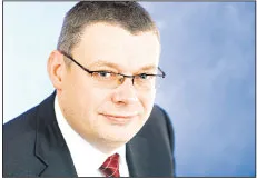 Piasecki: Pancerna niby-potęga