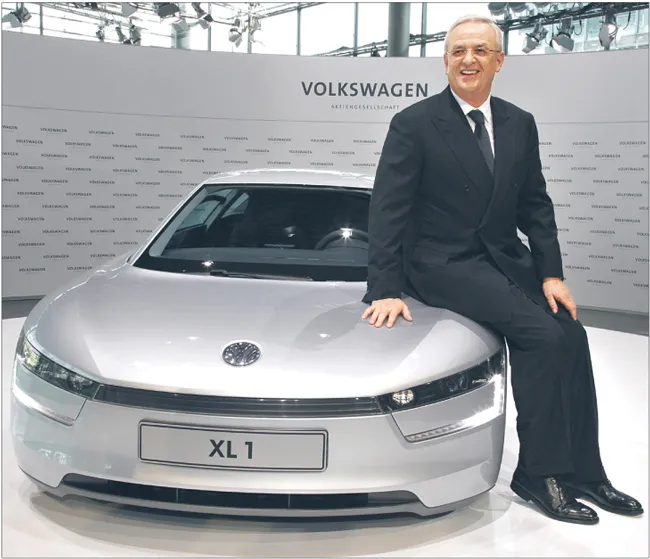 Martin Winterkorn prowadzi Volkswagena do zwycięstwa