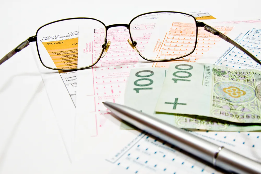 PIT 2012: Podatnik rozliczy się z fiskusem mimo braku PIT-11