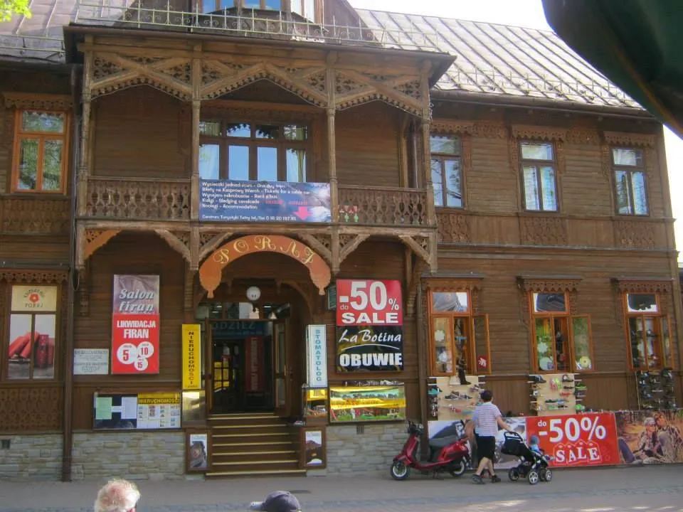 1470815-willa-poraj-w-zakopanem.jpg