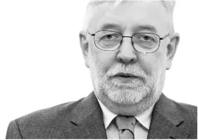 Stępień: Opowieści o wściekłym psie, czyli jak zabijano OFE