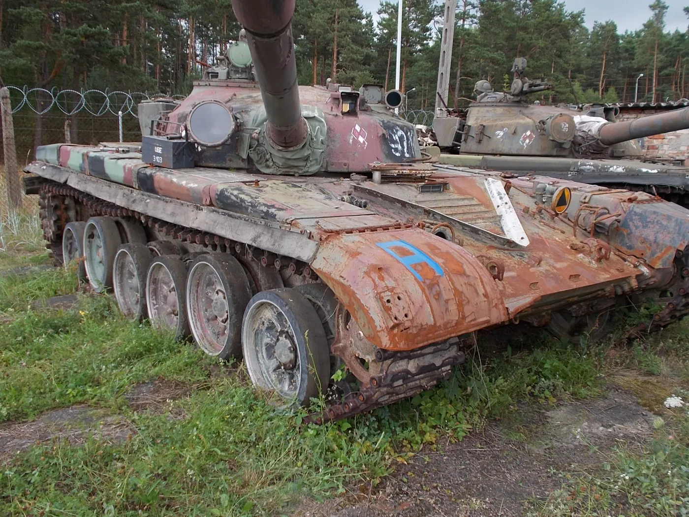 Pierwszy taki przetarg od lat. Wojsko wyprzedaje czołgi [ZDJĘCIA]