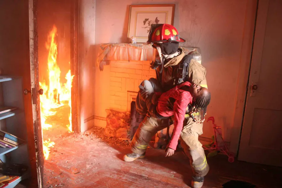 8. "Fireproof" ("Próba ogniowa", 2008), 32x