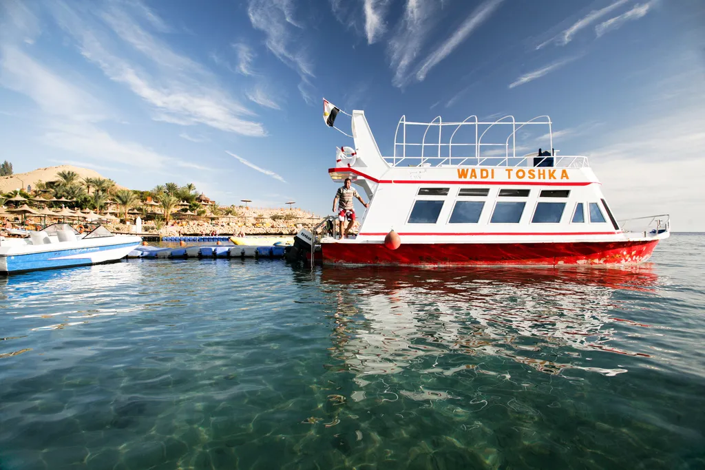 Kiedyś przywilej najbogatszych, później obowiązek mas. Płatnego urlopu znów może zabraknąć