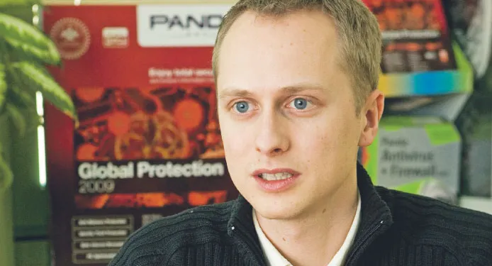 Adam Żelazko, ekspert w dziedzinie bezpieczeństwa sieci firmowych, produkt manager w firmie Panda Security Polska, produkującej oprogramowanie antywirusowe. Absolwent Wyższej Szkoły Informatyki Stosowanej i Zarządzania WIT w Warszawie